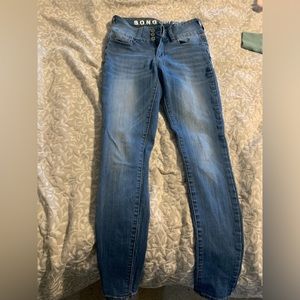 S.O.N.G. Curvy high rise skinny jeans